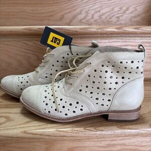 CAT Womens Janel Full Grain Perforated Leather Ankle Boots Taupe Size 8.5 W